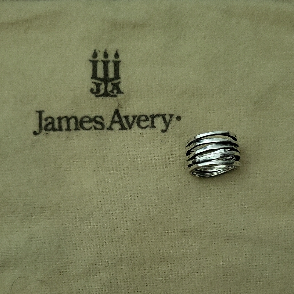 Retired James Avery Silver Band Ring